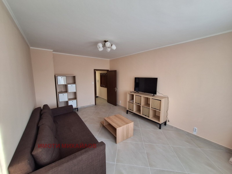 Zu vermieten  1 Schlafzimmer Sofia , Lewski W , 72 qm | 68265587 - Bild [4]