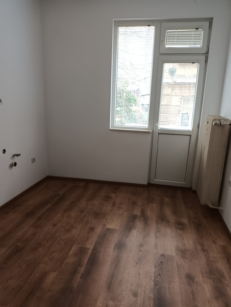 Zu vermieten  Büro Sofia , Doktorski pametnik , 82 qm | 49342132 - Bild [5]