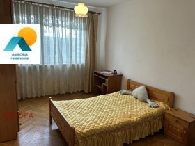 ���� ��� ���� 3-����� | Imot.bg � ����� ������ 8