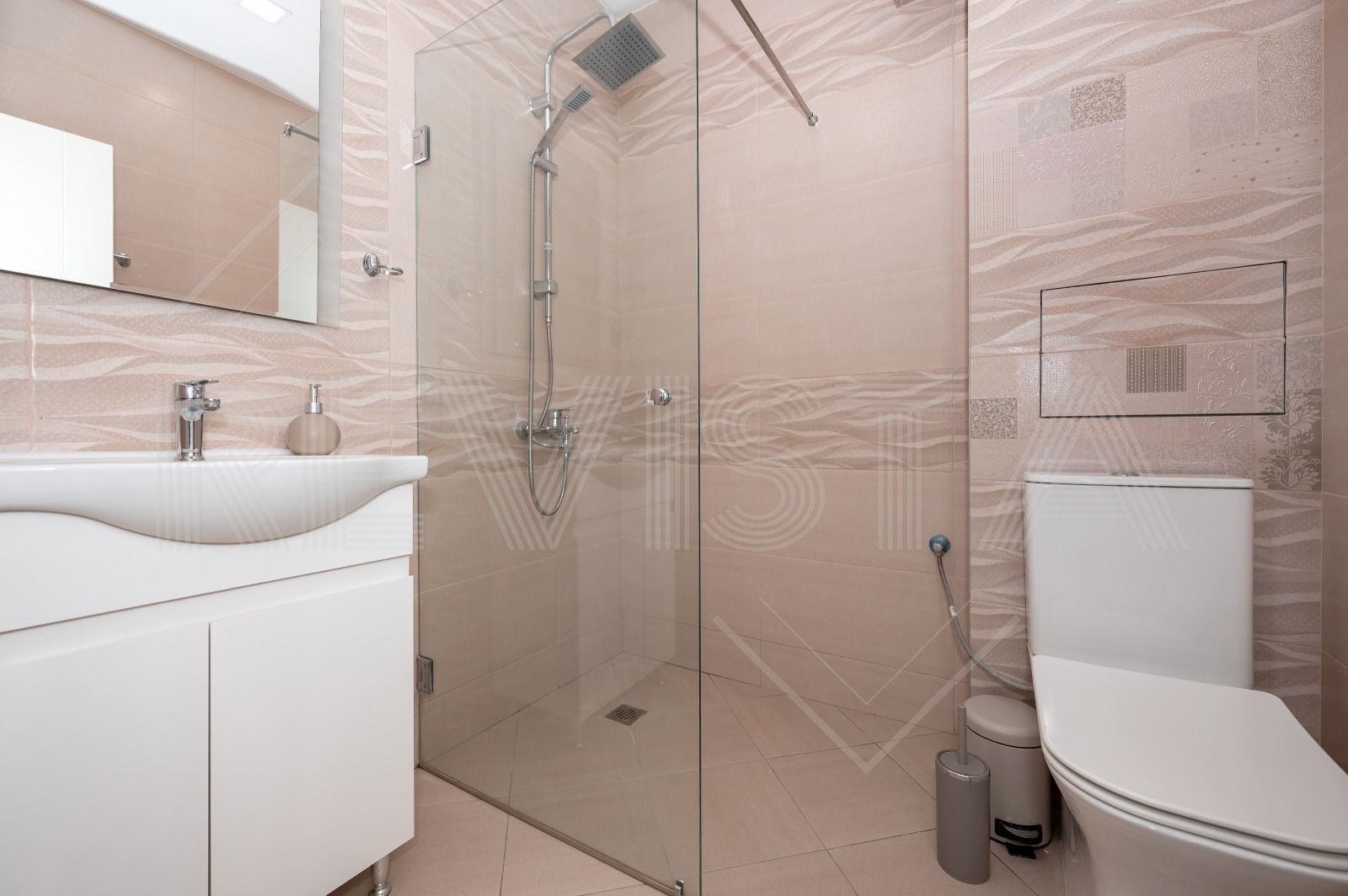 Дава под наем 2-СТАЕН, гр. Пловдив, Христо Смирненски, снимка 9 - Апартаменти - 53203628