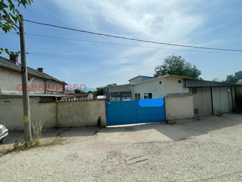 Дава под Наем СКЛАД в град Пловдив, Коматевско шосе - 750 кв.м / 1 600 € » 3 129.33 лв.