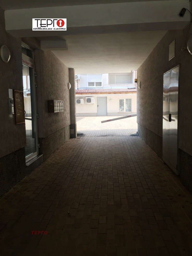 A louer  Garage Rouse , Tsentar , 18 m² | 24678232 - image [2]