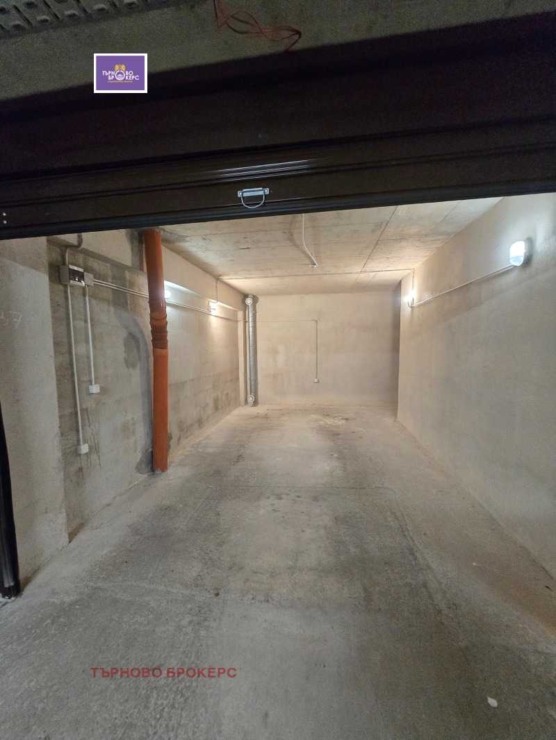 Дава под наем ГАРАЖ, ПАРКОМЯСТО, гр. Велико Търново, Картала, снимка 2 - Гаражи и паркоместа - 53245478