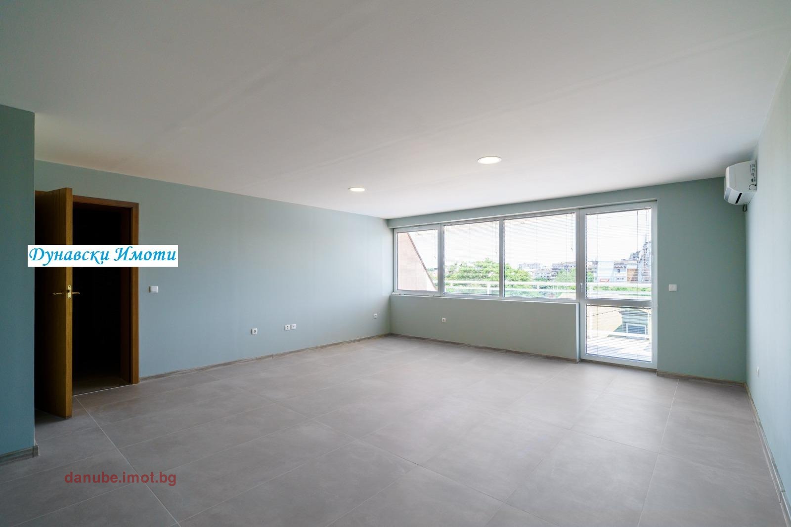 Дава под наем ОФИС, гр. Русе, Център, снимка 2 - Офиси - 53952912