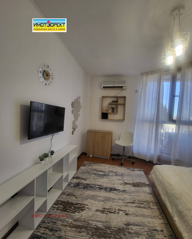 Дава под наем СТАЯ, гр. Пазарджик, Идеален център, снимка 3 - Стаи под наем - 52522451