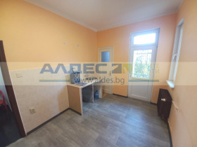 ���� ��� ���� 3-����� | Imot.bg � ����� ������ 12