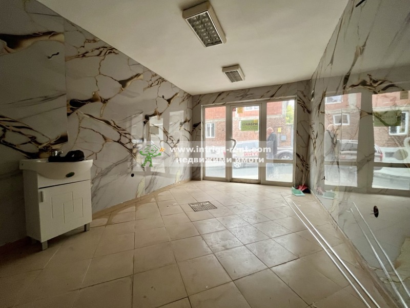 Дава под наем ОФИС, гр. Хасково, Център, снимка 4 - Офиси - 52736996