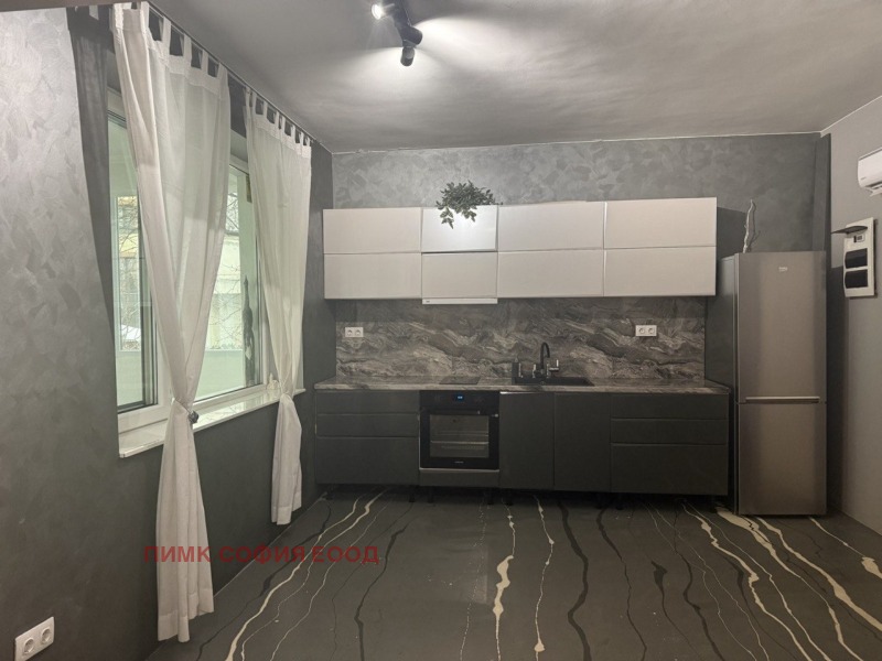 Дава под наем ЕТАЖ ОТ КЪЩА, гр. София, Хаджи Димитър, снимка 2 - Етаж от къща - 53377903