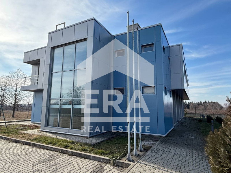 Дава под Наем ПРОМ. ПОМЕЩЕНИЕ в град Стара Загора, Метро - 5599 кв.м / 5 112.92 € » 10 000 лв., ЕРА ЛИВИНГ