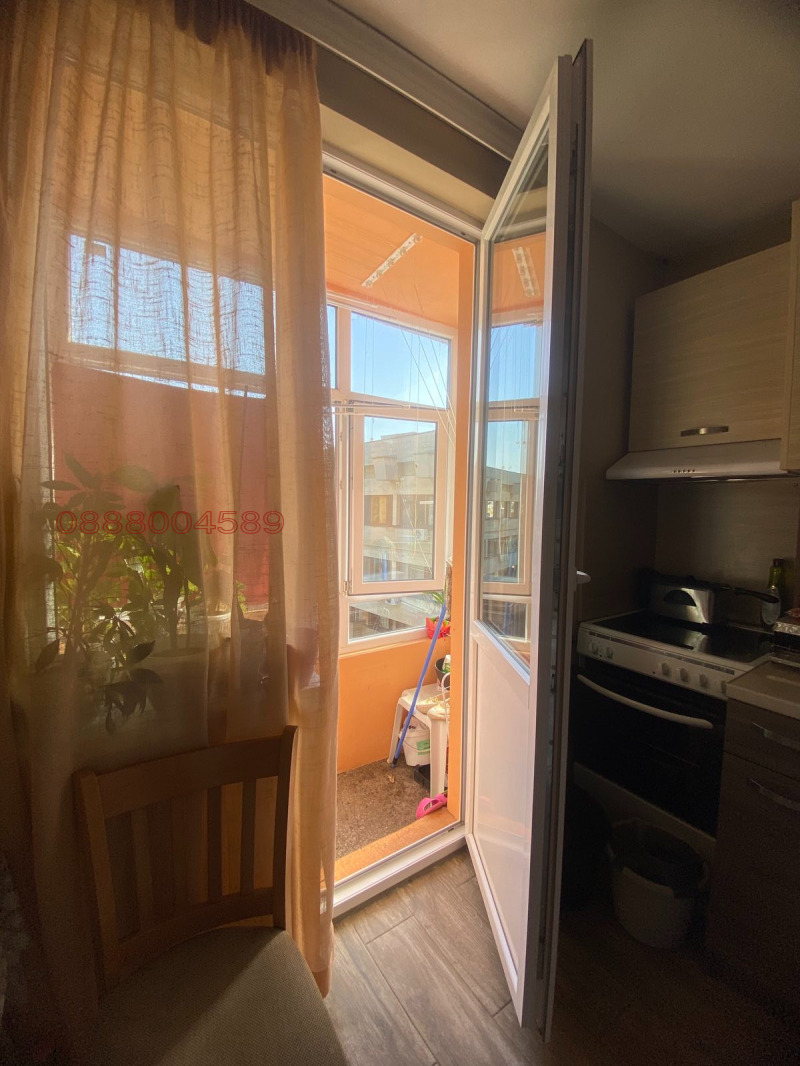 Дава под наем 2-СТАЕН, гр. Шумен, Център, снимка 4 - Апартаменти - 52825939