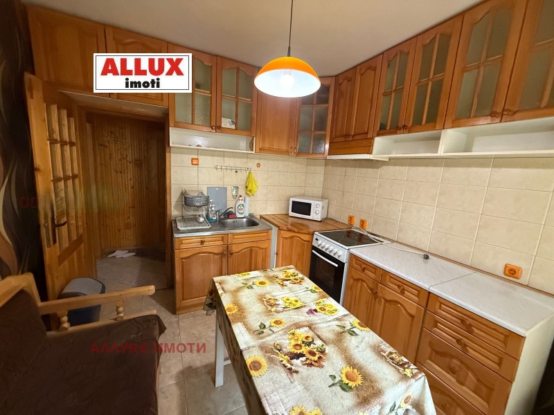 Kiadó  1 hálószoba Ruse , Cvetnica , 65 négyzetméter | 45706160 - kép [3]