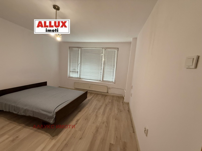 Kiadó  1 hálószoba Ruse , Cvetnica , 65 négyzetméter | 45706160 - kép [4]