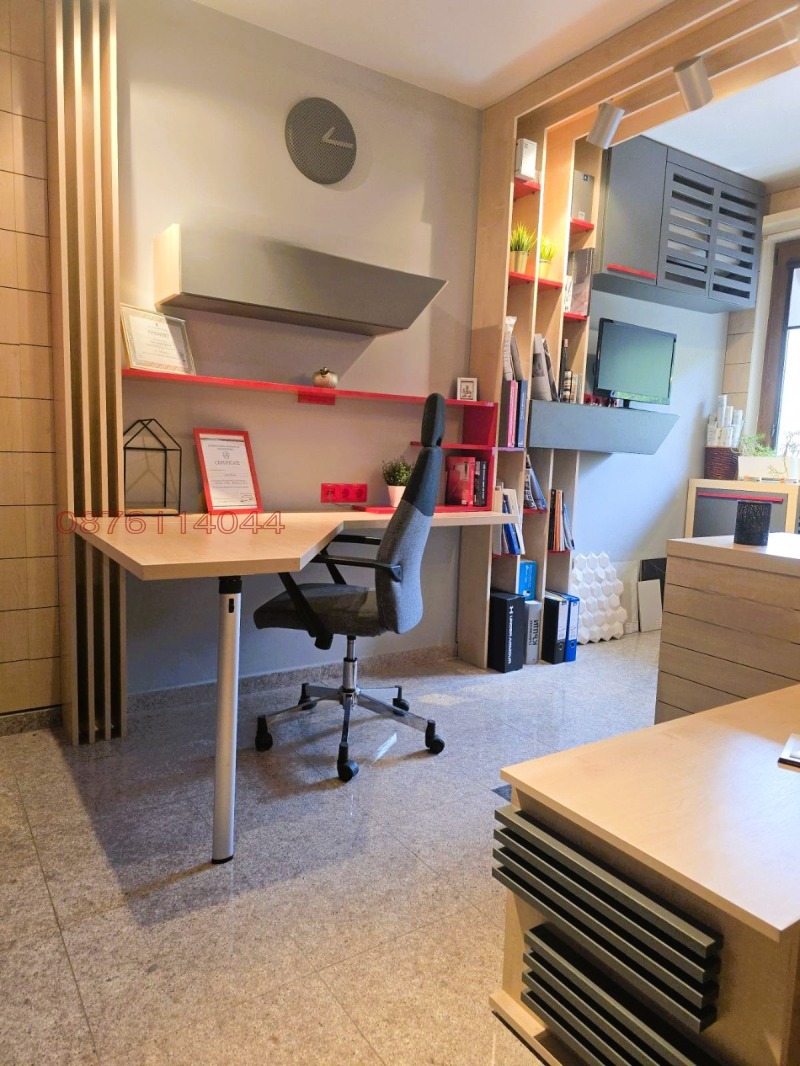 De inchiriat  Birou Sofia , Țentâr , 60 mp | 63556657 - imagine [12]
