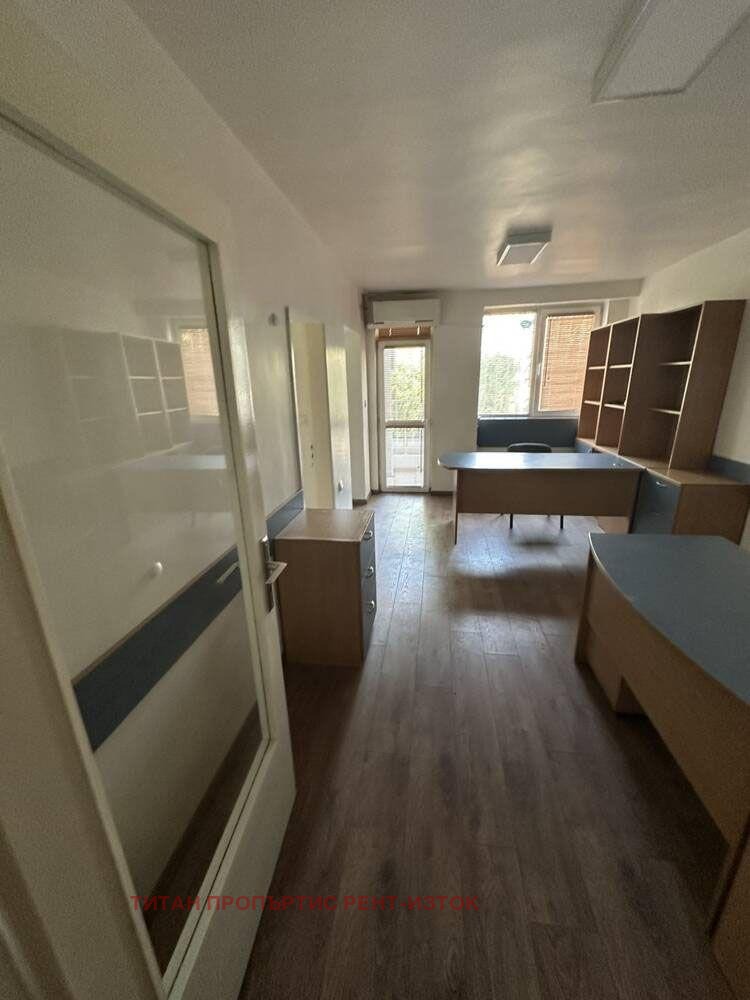 Kiralık  Ofis Burgas , Centar , 60 metrekare | 30232232 - görüntü [2]