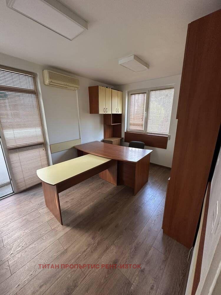 Kiralık  Ofis Burgas , Centar , 60 metrekare | 30232232