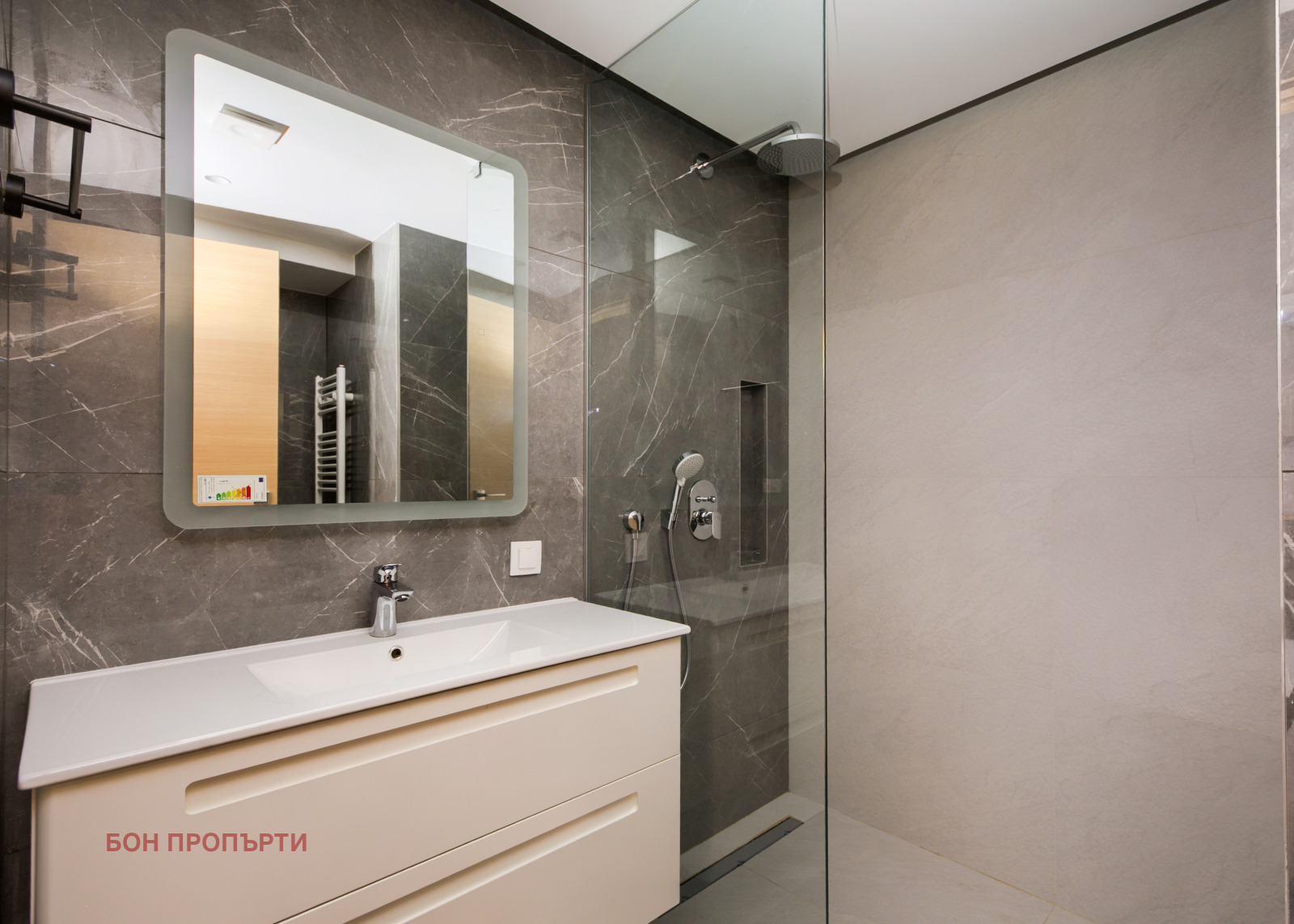 Дава под наем 3-СТАЕН, гр. София, Кръстова вада, снимка 13 - Апартаменти - 53909794