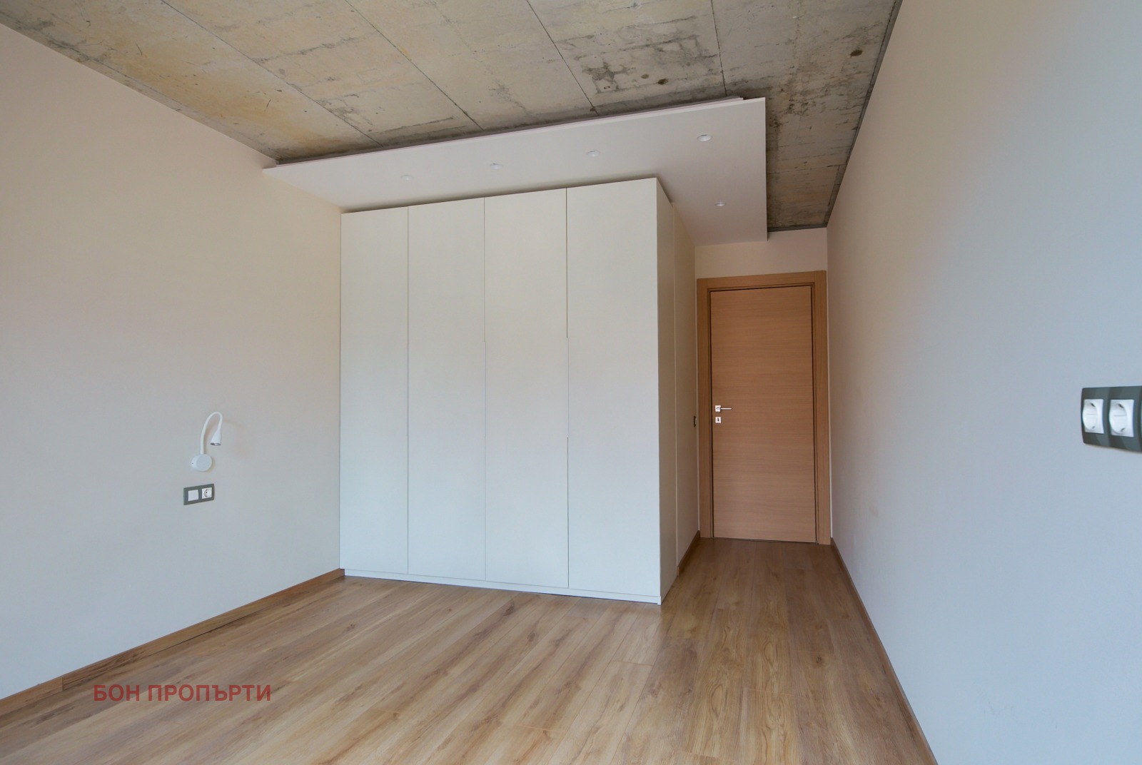 Дава под наем 3-СТАЕН, гр. София, Кръстова вада, снимка 12 - Апартаменти - 53909794