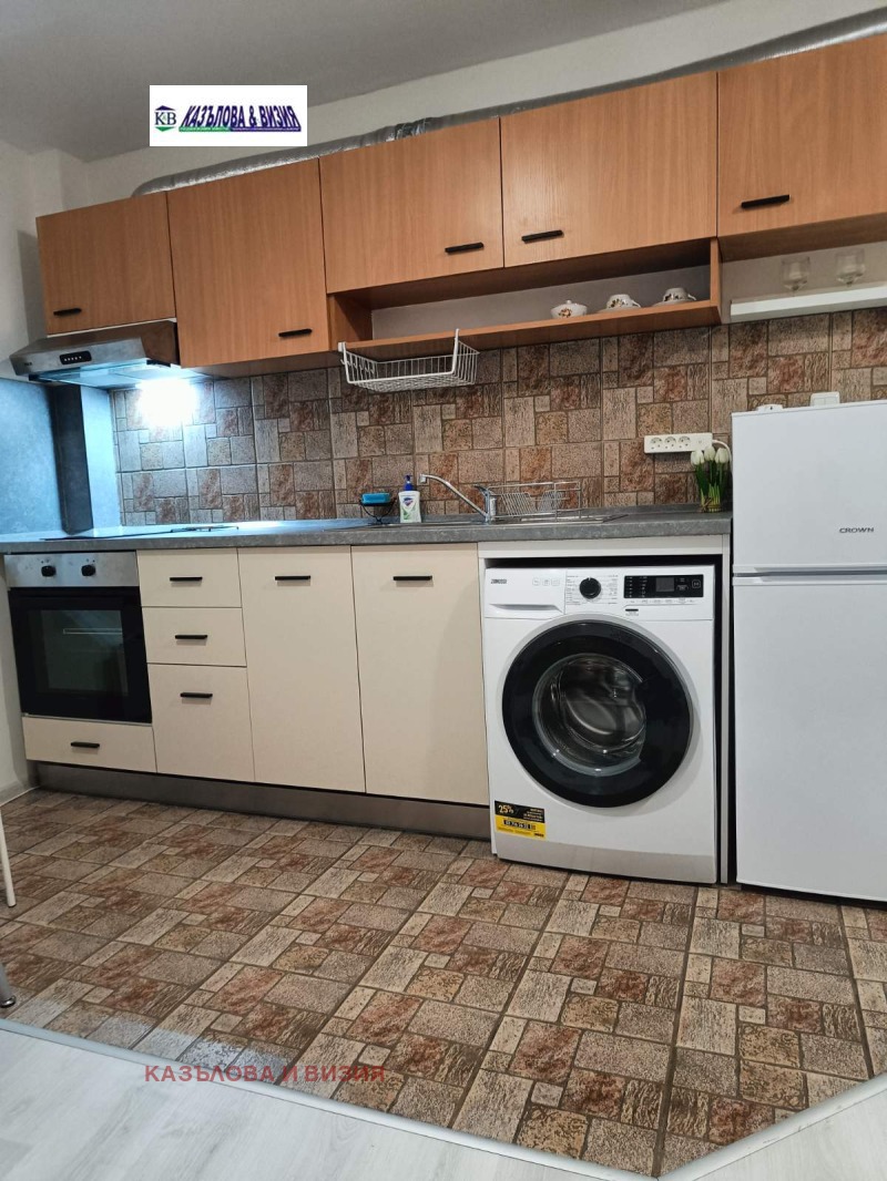 Издаје се  Студио Варна , Лјатно кино Тракија , 48 м2 | 51081578