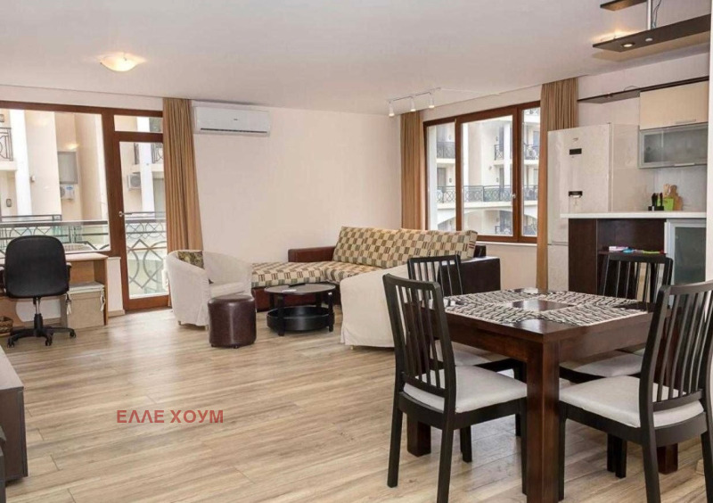 Te huur  2 slaapkamers Varna , k.k. Zlatni pjasatsi , 106 m² | 97911743