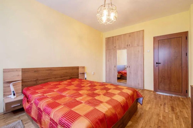 A louer  2 chambres Sofia , Tsentar , 84 m² | 34337254