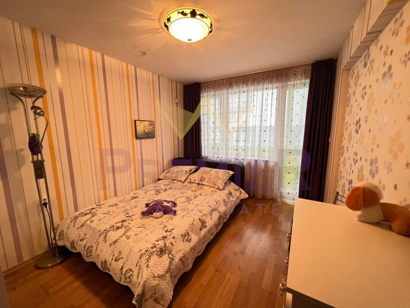 Дава под наем 3-СТАЕН, гр. Варна, Цветен квартал, снимка 5 - Апартаменти - 52750917