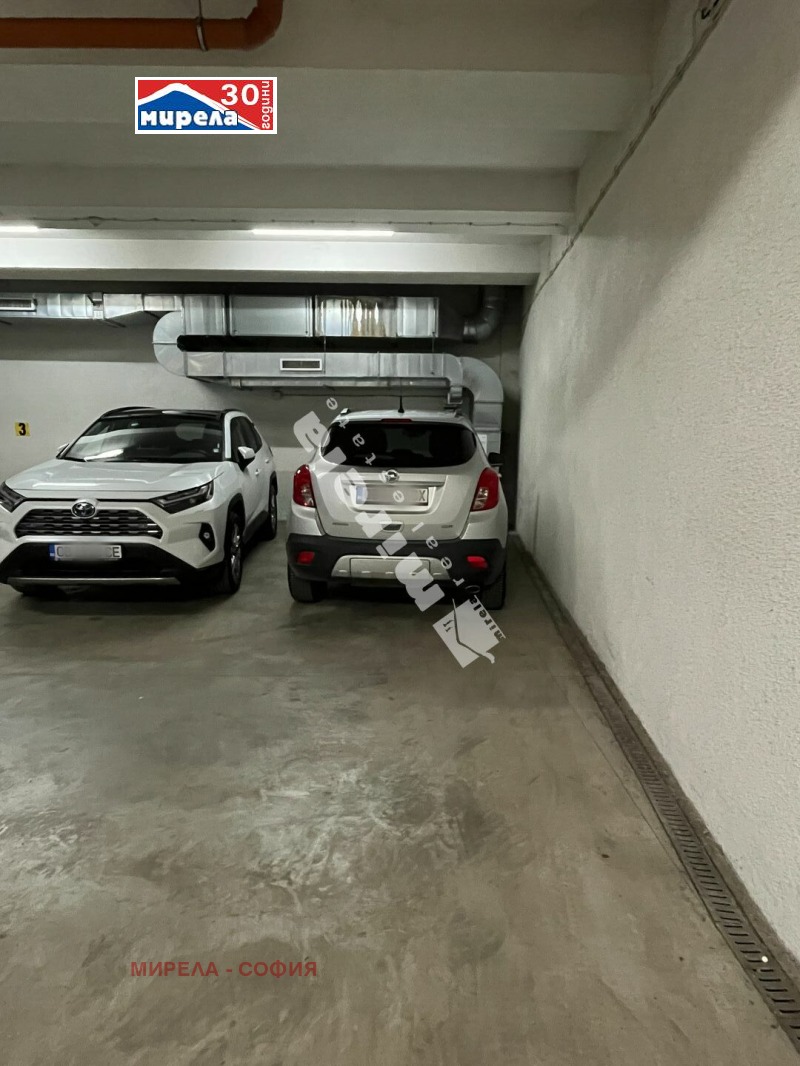 Под наем ГАРАЖ, ПАРКОМЯСТО, град София, Център • 140 € / 273.82 лв. • 85215400 1