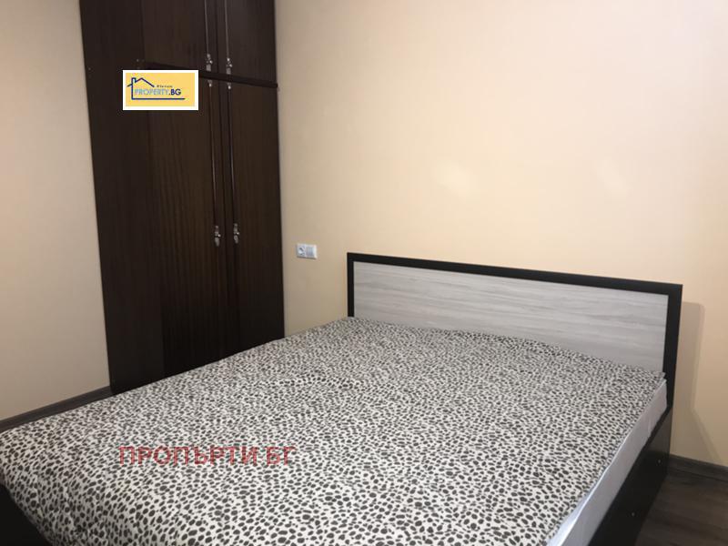 Издаје се  2 спаваће собе Плевен , Широк центар , 85 м2 | 69557058 - слика [10]