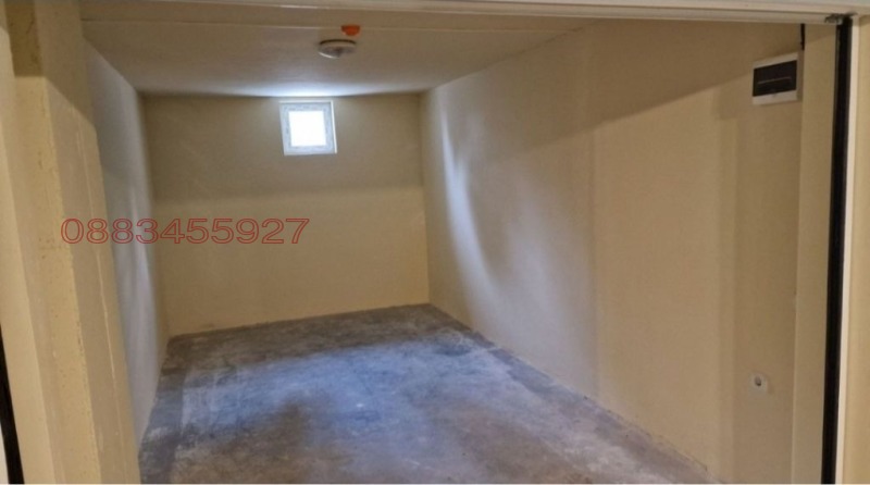 Дава под наем ГАРАЖ, ПАРКОМЯСТО, гр. Стара Загора, Три чучура - център, снимка 2 - Гаражи и паркоместа - 53128267