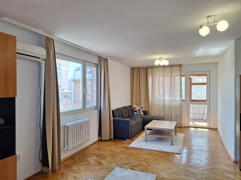 Дава под Наем 4-СТАЕН в град София, Гео Милев - 120 кв.м / 825 € » 1 613.56 лв.