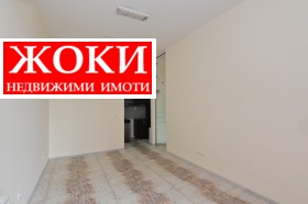 Kontor Iztok, Pernik 6