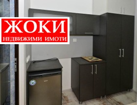 Kontor Iztok, Pernik 8