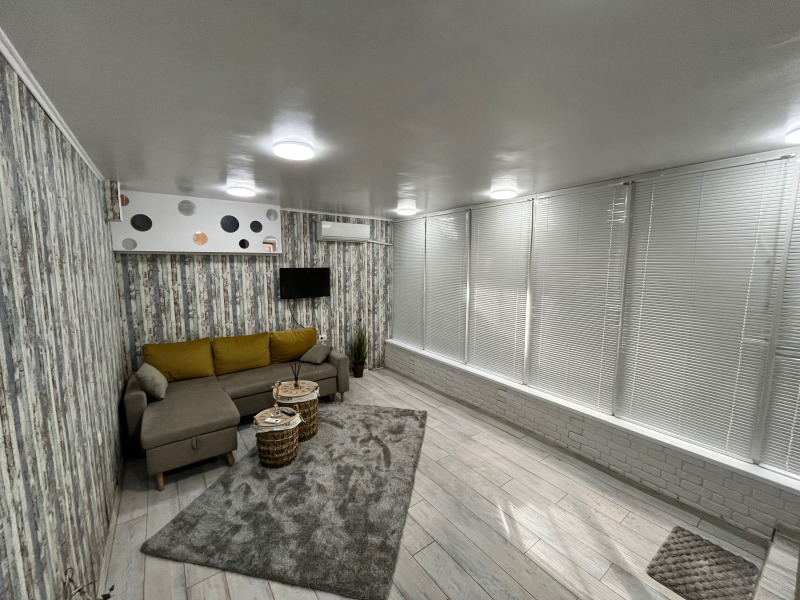 Дава под наем ОФИС, гр. Плевен, Идеален център