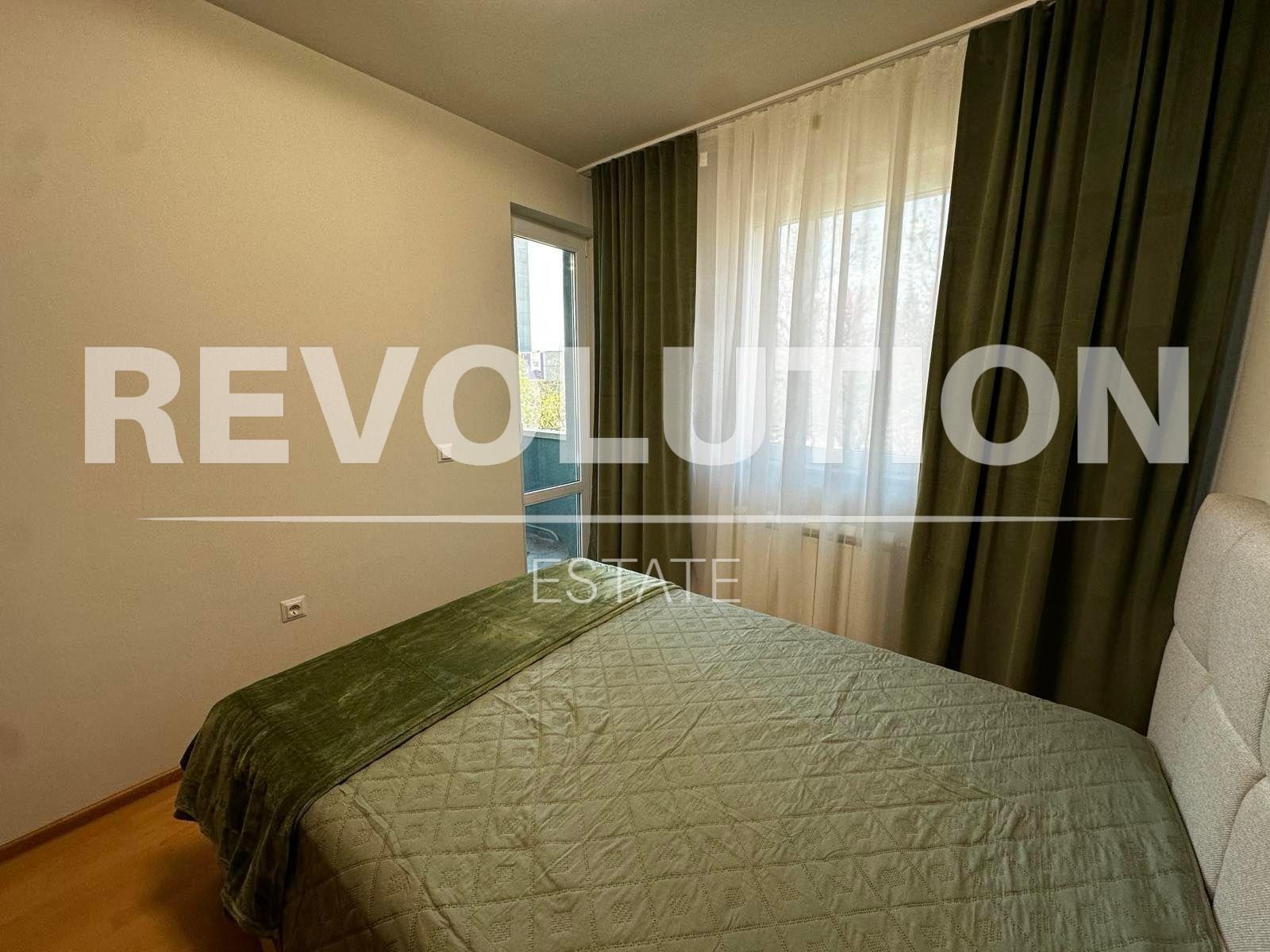 Дава под наем 3-СТАЕН, гр. Варна, Център, снимка 4 - Апартаменти - 54338659