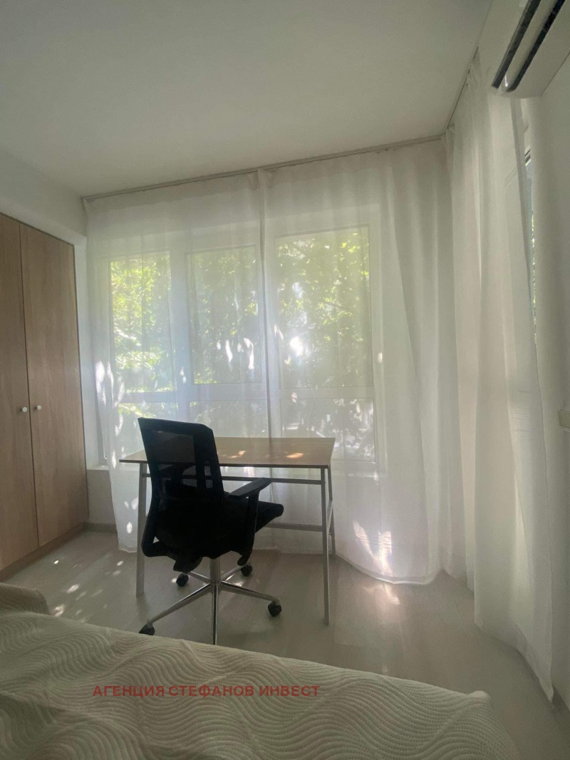 De inchiriat  1 dormitor Varna , Țentâr , 45 mp | 54526208 - imagine [9]