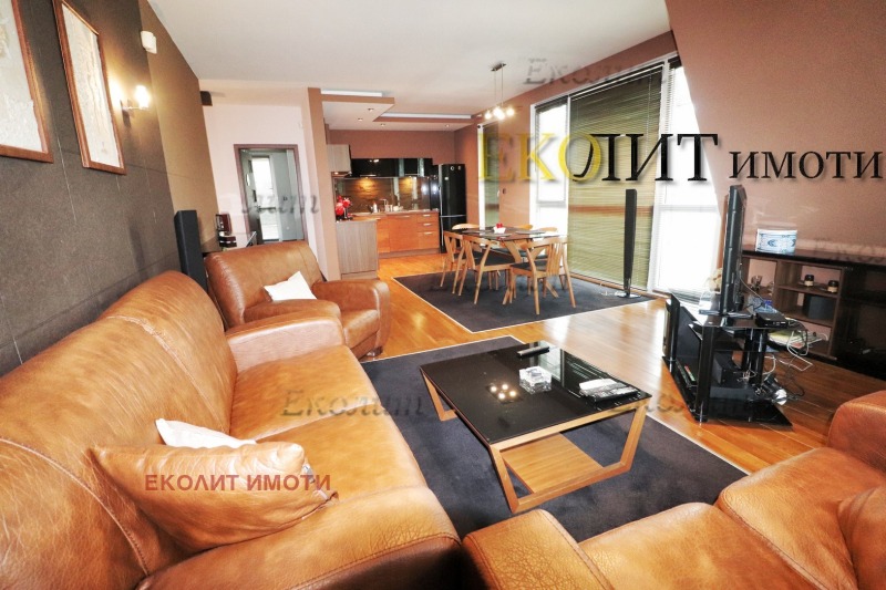 Дава под нем  3-стаен, град София, Борово •  800 EUR • ID 58978611 — holmes.bg - [1] 