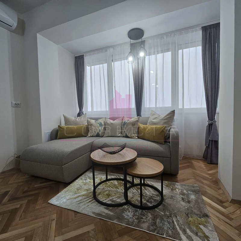 Дава под наем 3-СТАЕН, гр. Русе, Ялта