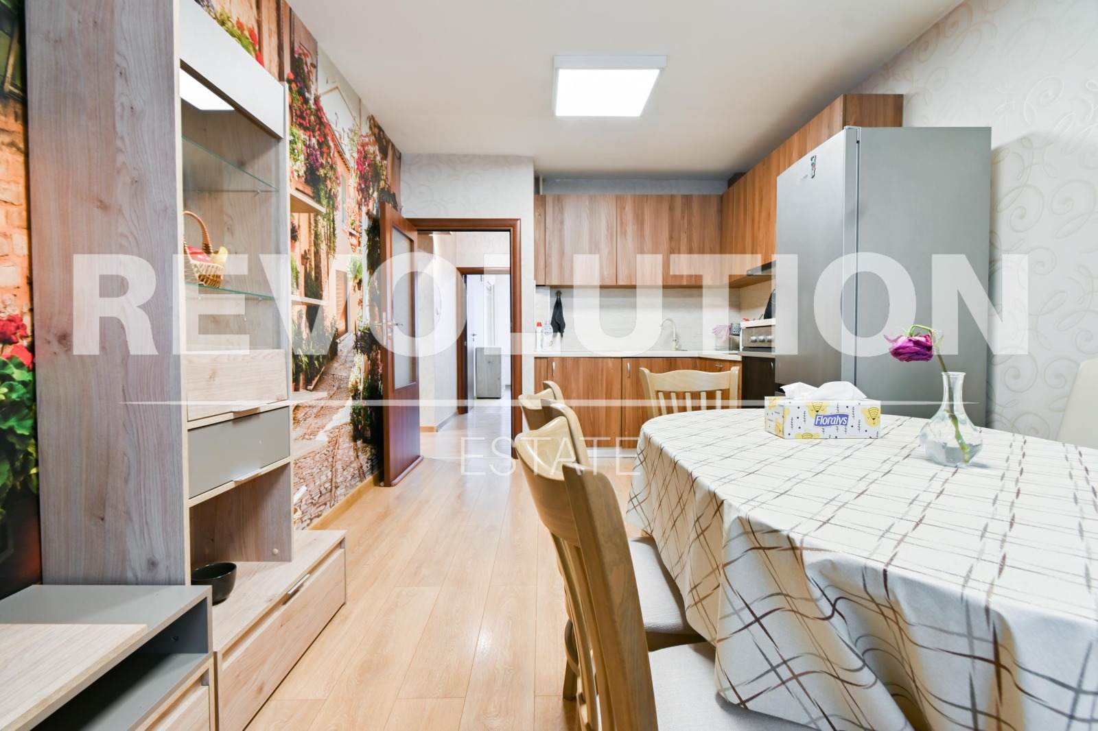 Дава под наем 3-СТАЕН, гр. София, Зона Б-5, снимка 4 - Апартаменти - 53943111