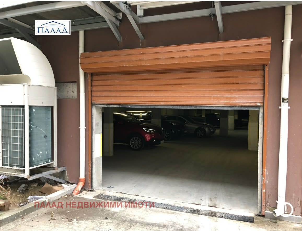 Дава под наем ГАРАЖ, ПАРКОМЯСТО, гр. Варна, Левски 2, снимка 2 - Гаражи и паркоместа - 53943705