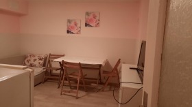 1 dormitorio Vazrazhdane, Burgas 1