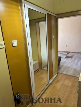 1 chambre Rodina 2, Rouse 7