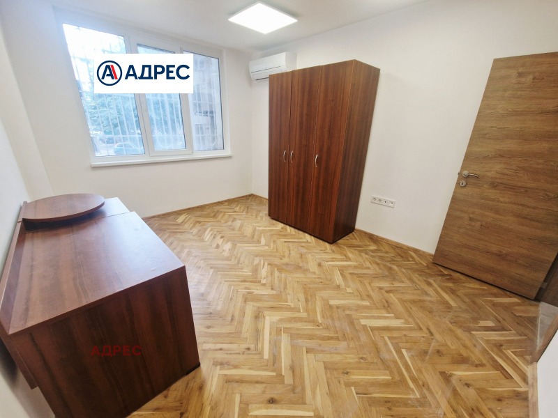 Προς ενοικίαση  3+ υπνοδωμάτιο Βαρνα , ΤΣενταρ , 90 τ.μ | 70672589 - εικόνα [3]