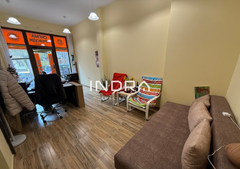 Дава под наем ОФИС, гр. Бургас, Център, снимка 2 - Офиси - 52877685