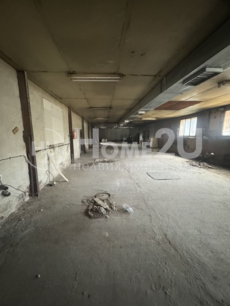 K pronájmu  Úložný prostor oblast Sofia , Kostinbrod , 1051 m2 | 47794960 - obraz [4]