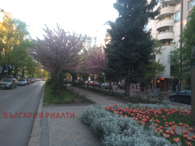 Garage Ivan Vazov, Sofia
