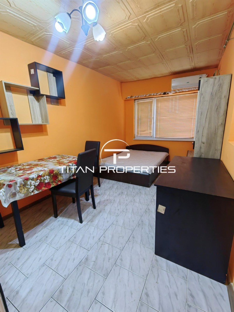 Til leie  Studio Plovdiv , Tsentar , 25 kvm | 92022183
