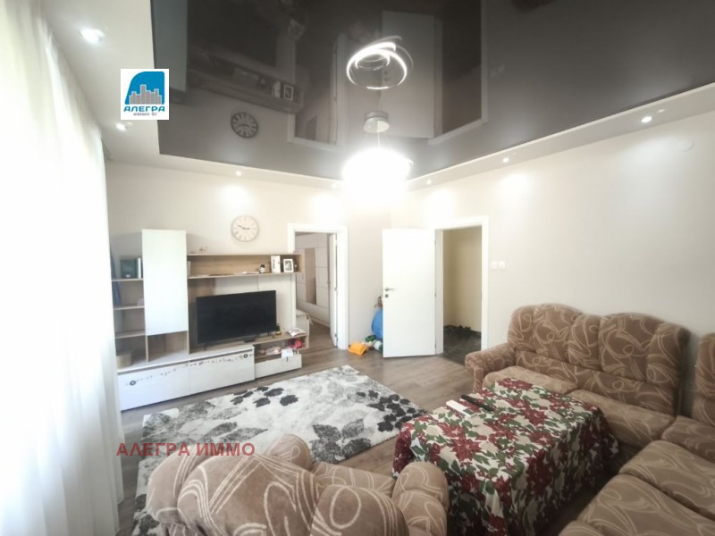 Zu vermieten  1 Schlafzimmer Plowdiw , Marascha , 64 qm | 95076880