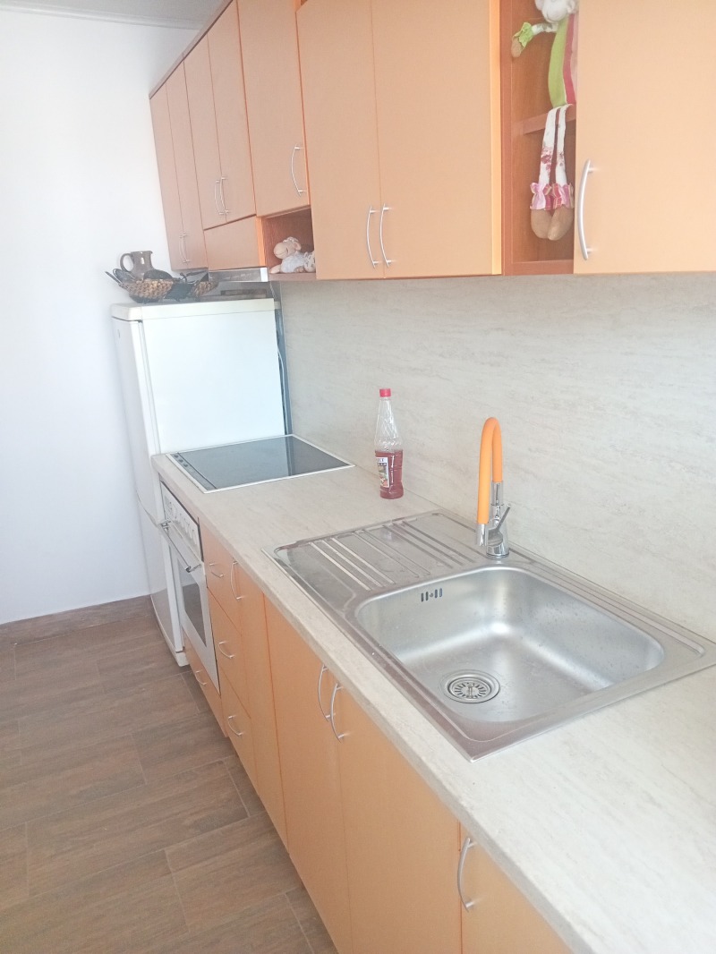 Дава под наем 3-СТАЕН, гр. Пазарджик, Идеален център, снимка 3 - Апартаменти - 53117973