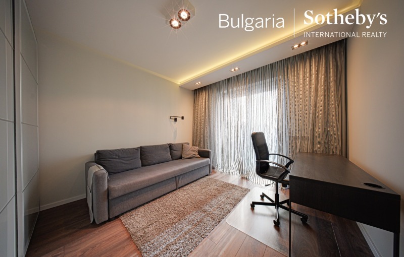 A louer  3 chambres Sofia , Izgrev , 156 m² | 36907328 - image [12]