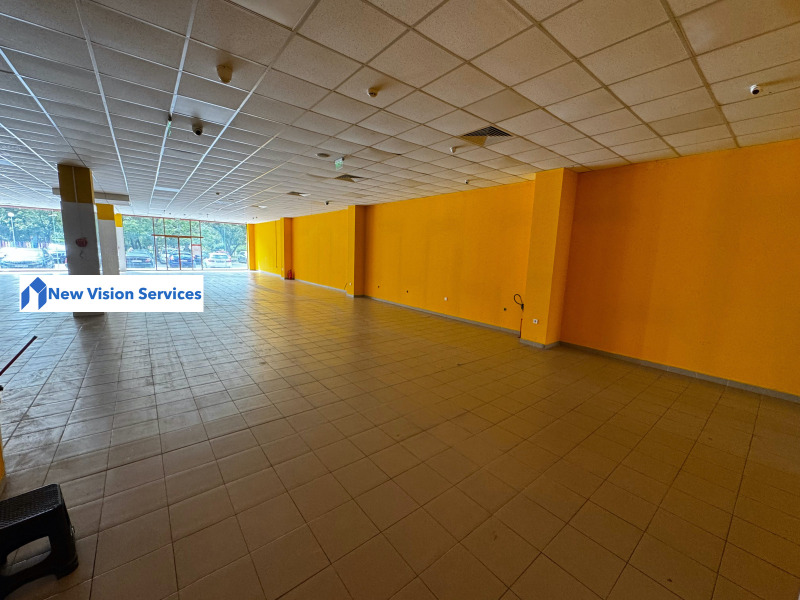 Kiadó  Üzlet Plovdiv , Carigradsko sose , 1037 négyzetméter | 99700750 - kép [2]