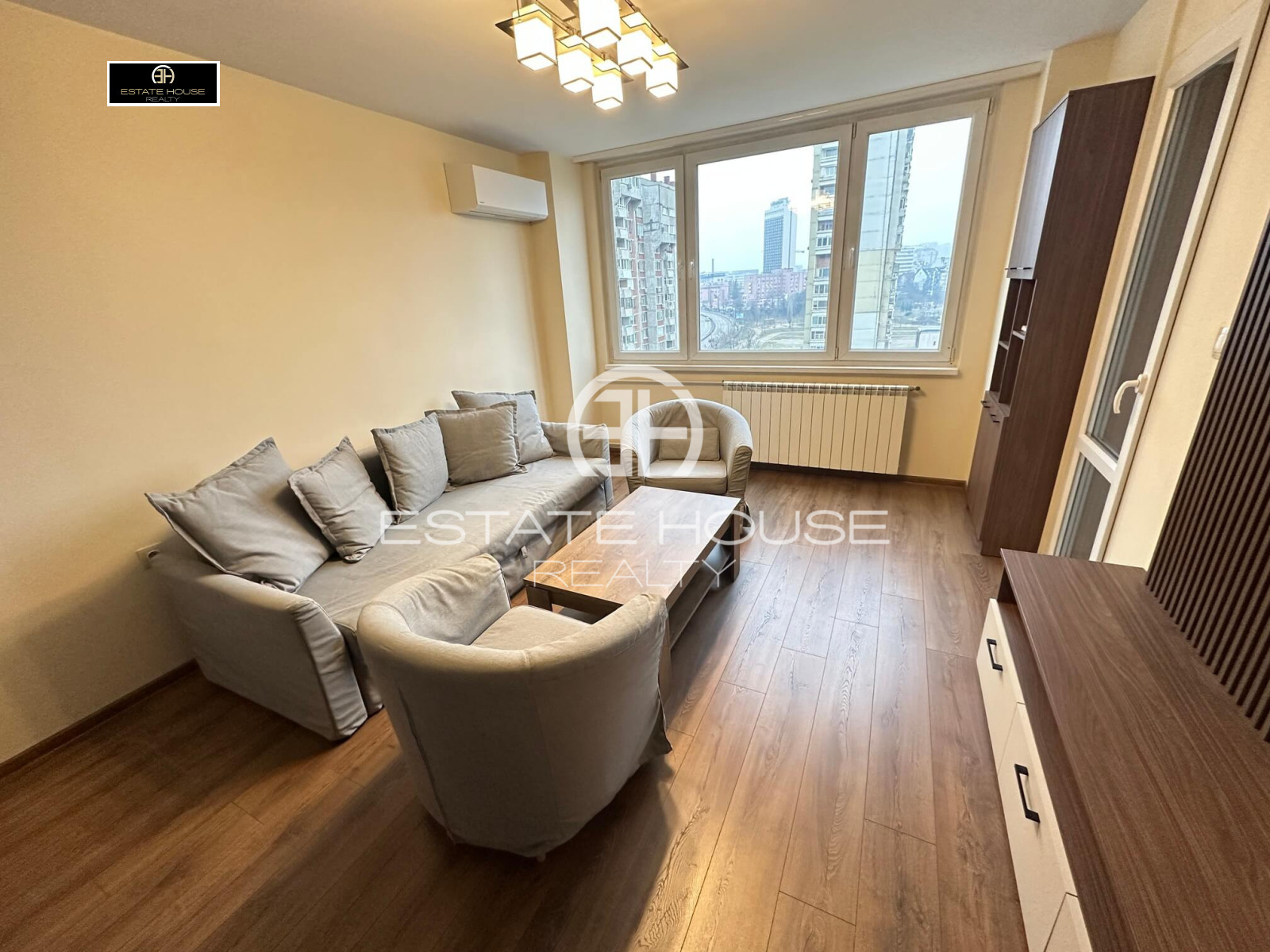 Дава под наем 2-СТАЕН, гр. София, Център, снимка 2 - Апартаменти - 53274864